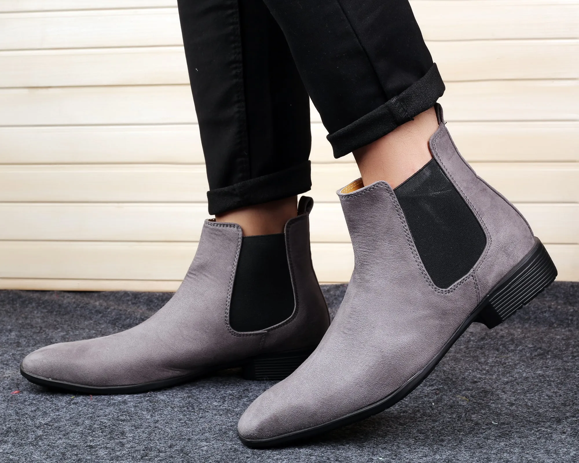 Bxxy's Stylish Chelsea Boots For Men