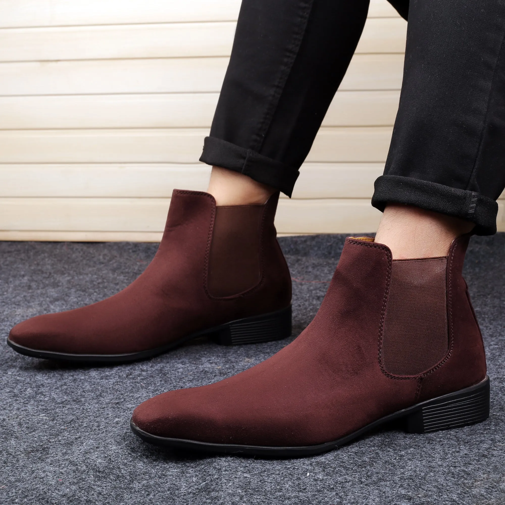 Bxxy's Stylish Chelsea Boots For Men