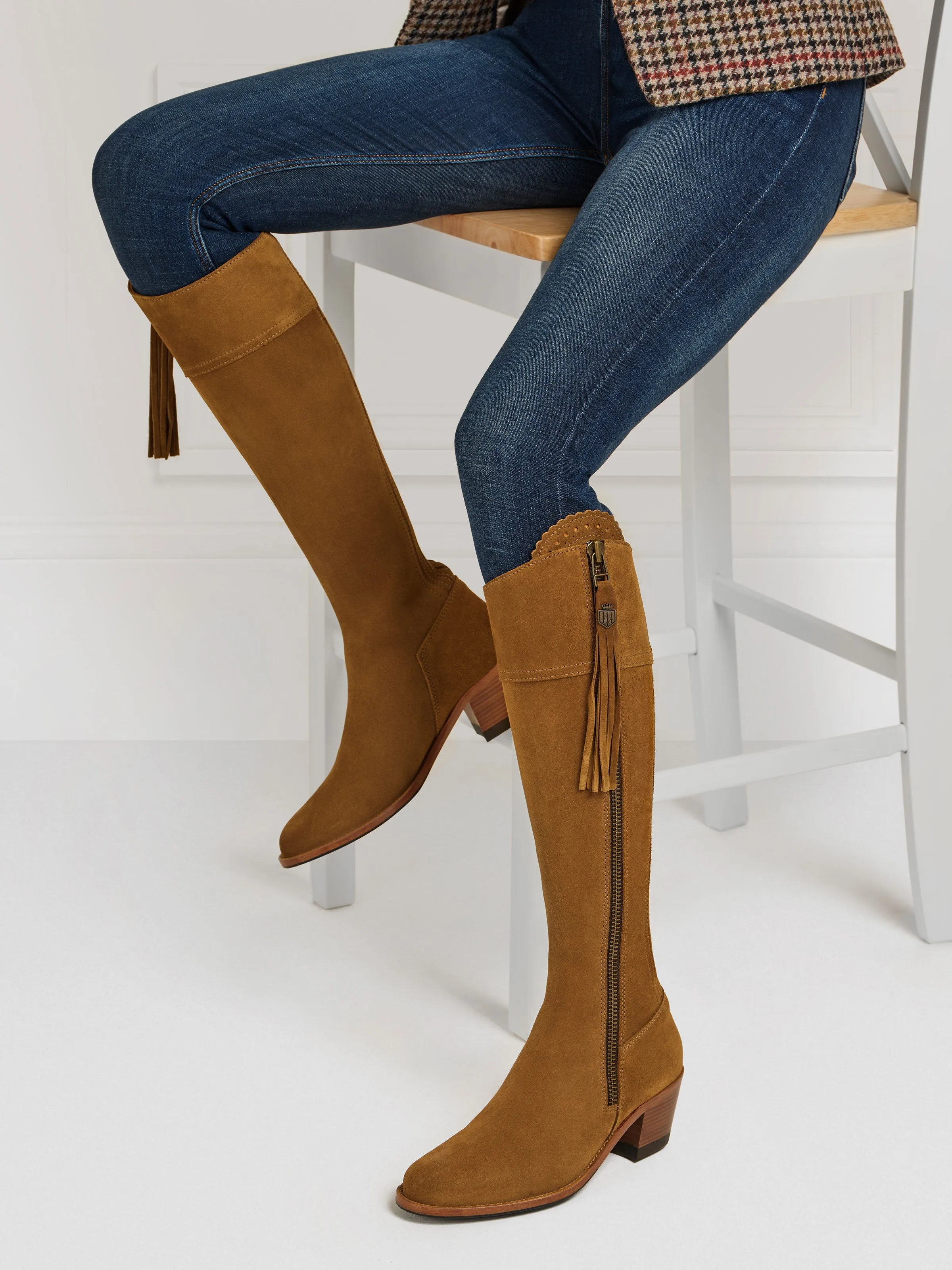 Heeled Regina (Narrow Fit) - Tan Suede