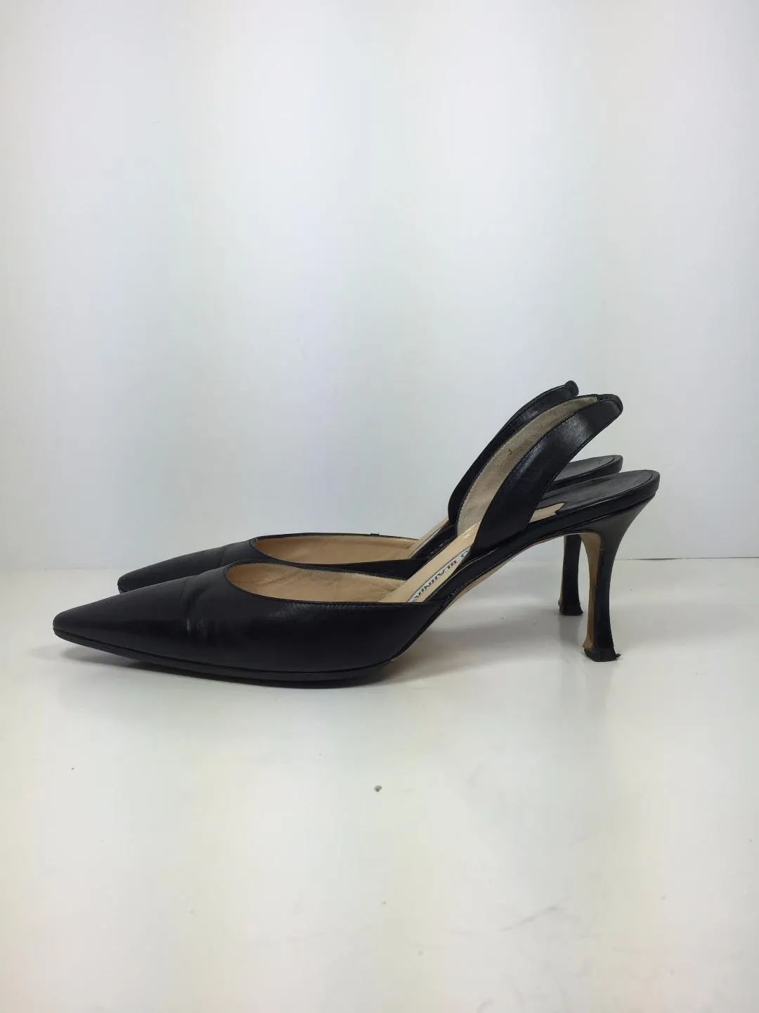 MANOLO BLAHNIK Black Leather Slingback Pumps Size 8