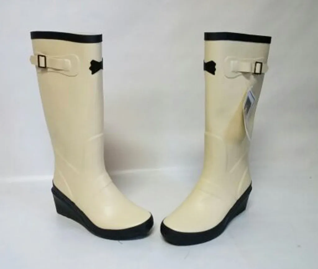 *NEW - VICTORIA TRADING COMPANY HOPELESS ROMANTIC RAIN & GARDEN BOOTS IN VANILLA ICE CREAM